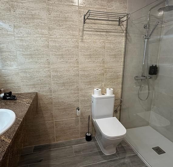 HABITACIÓN DOBLE