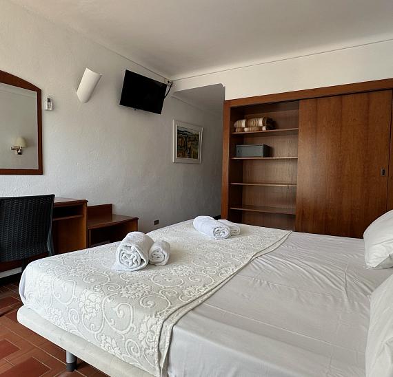 HABITACIÓN DOBLE