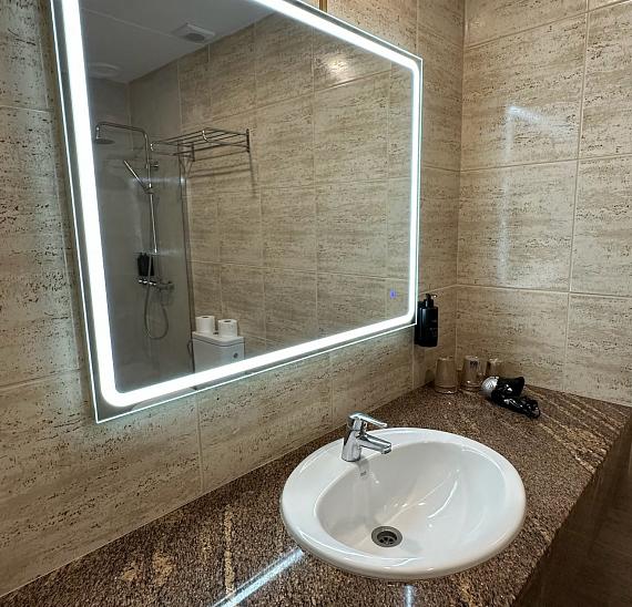HABITACIÓN FAMILIAR ( 5 PERSONAS)