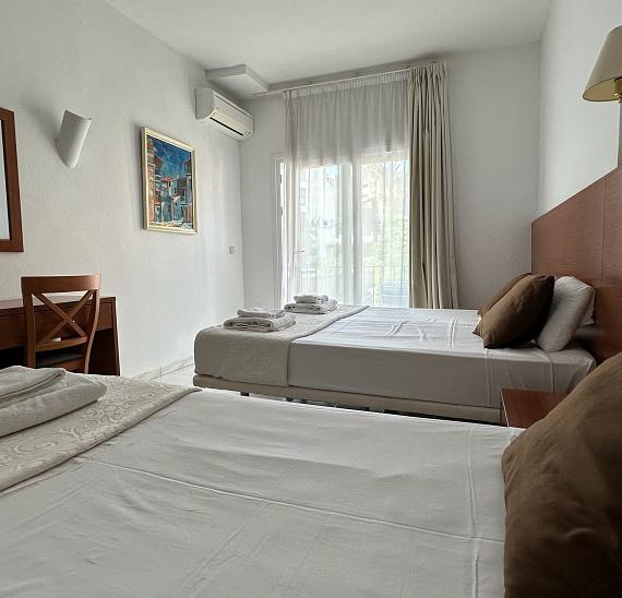 HABITACIÓN TRIPLE