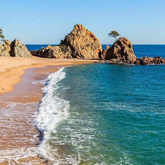 La Mar Menuda: una playa familiar con encanto